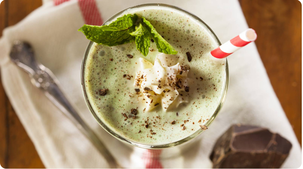 Mint Chocolate Chip Smoothie with dōTERRA Peppermint &ndash; dōTERRA Essential Oils