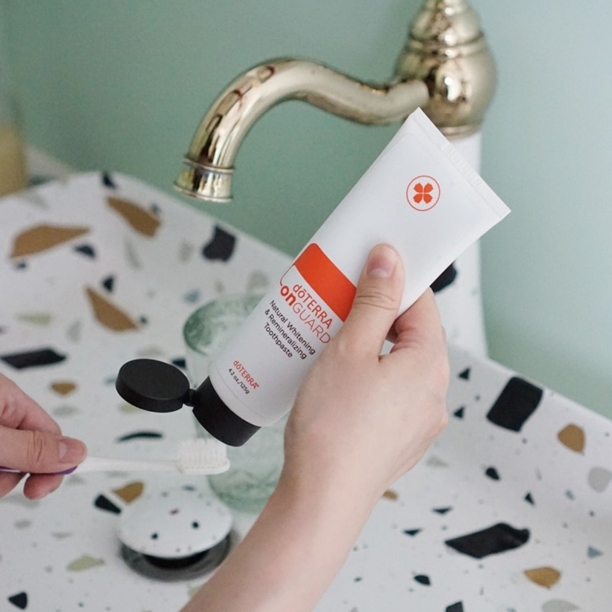 dōTERRA On Guard® Natural Whitening Toothpaste – dōTERRA Essential Oils